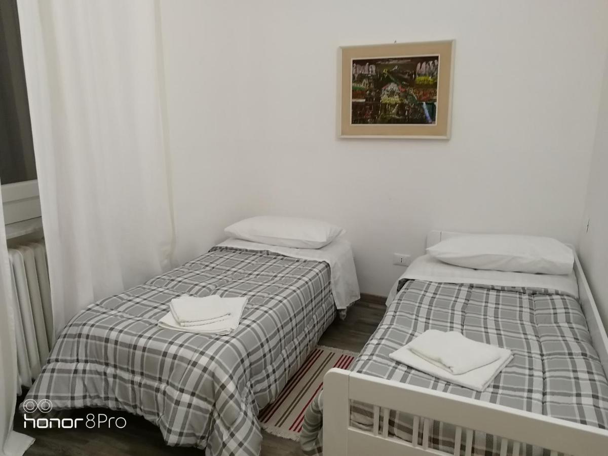 Casa Viorica Hotel Ancona Luaran gambar
